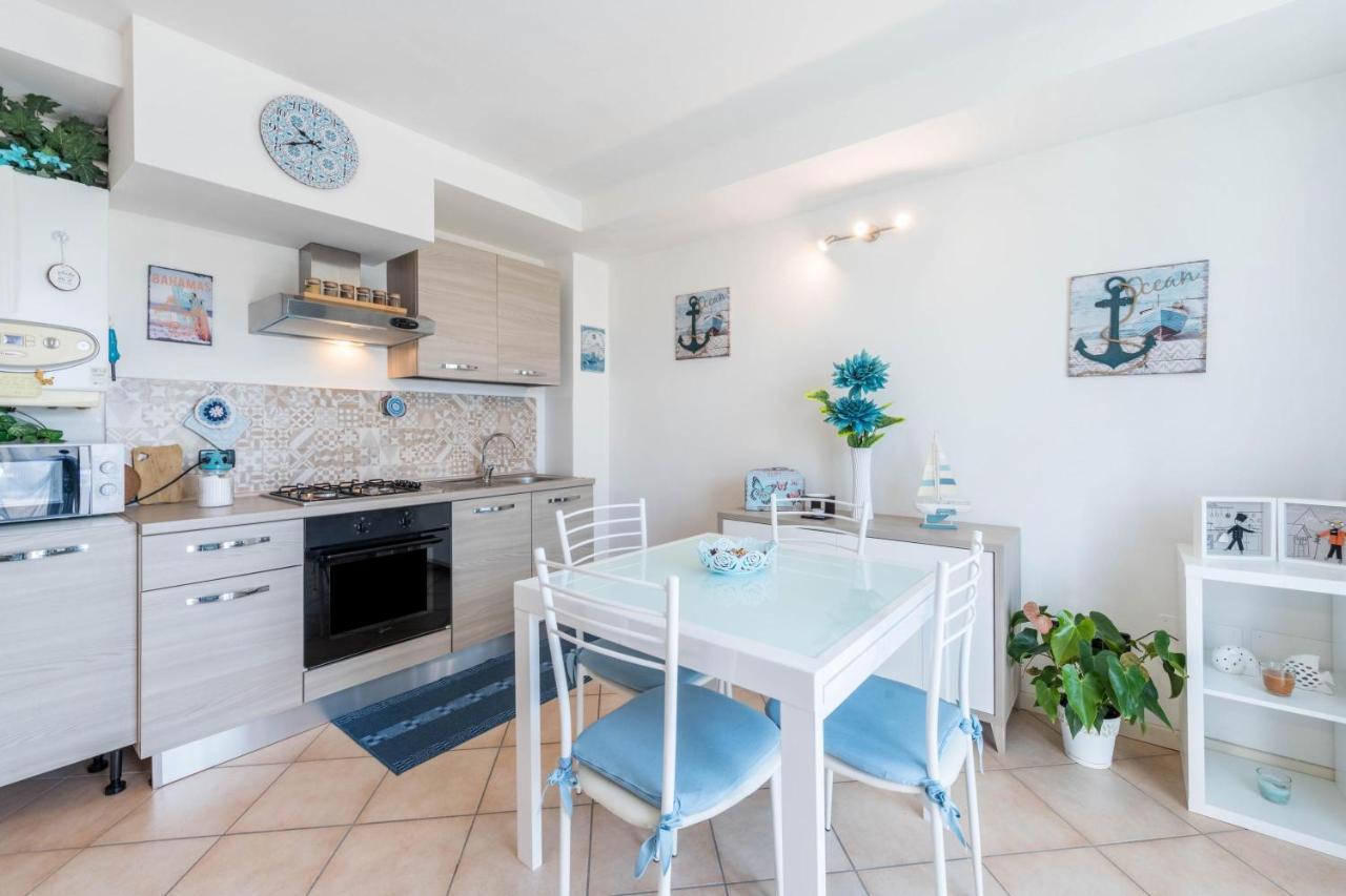 Luxury Apartment With Swimming Pool 로나토 외부 사진