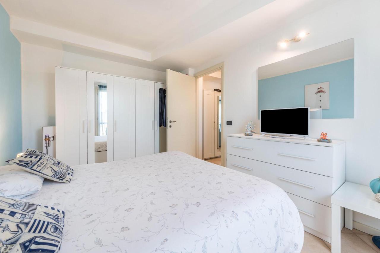 Luxury Apartment With Swimming Pool 로나토 외부 사진